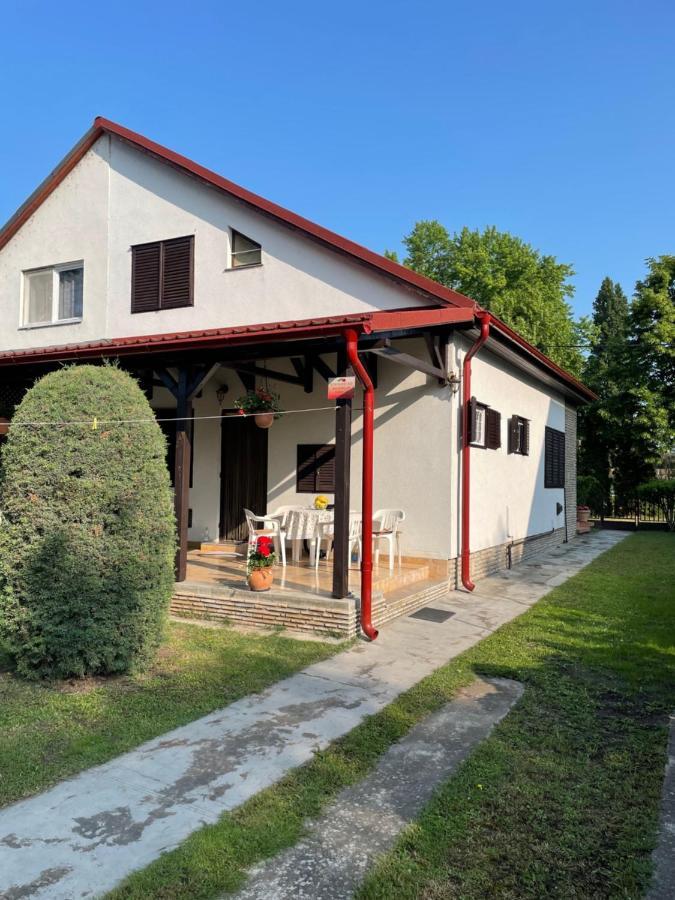 Rozsa Nyaralohaz Villa Balatonboglár Екстериор снимка