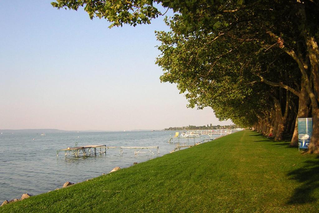 Rozsa Nyaralohaz Villa Balatonboglár Екстериор снимка